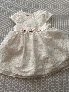 Katie M White Lace Floral-Accent Baby Dress. Size 24M